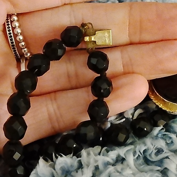 Elegant Black Jet Glass Necklace with Gold Accent - Picture 8 of 12